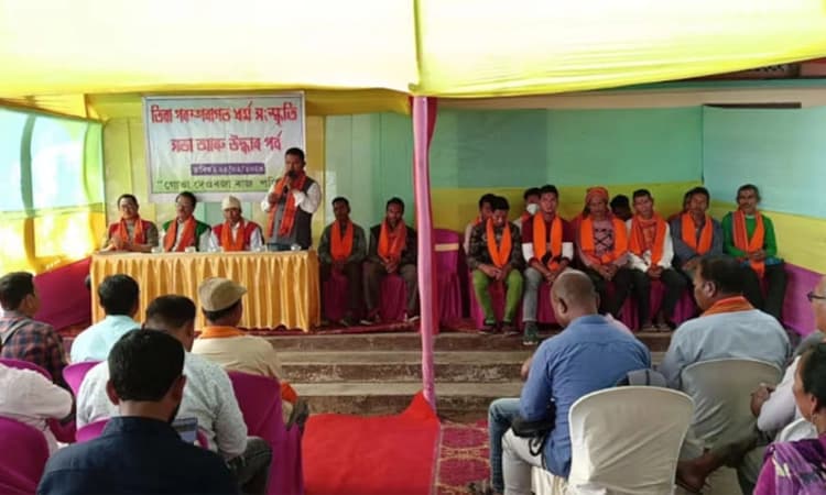 ಕ್ರೈಸ್ತ ಧರ್ಮಕ್ಕೆ ಮತಾಂತರವಾಗಿದ್ದ142 ಮಂದಿ ಹಿಂದೂ ಧರ್ಮಕ್ಕೆ ವಾಪಸ್‌