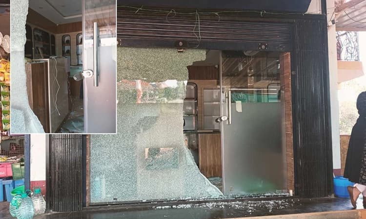 ಟಿಪ್ಪರ್‌ ಅಡ್ಡವಿರಿಸಿ ಜುವೆಲ್ಲರಿ ದರೋಡೆ: ಪಿಸ್ತೂಲ್‌ ತೋರಿಸಿ ವಾಚ್‌ಮನ್‌ಗೆ ಬೆದರಿಕೆ