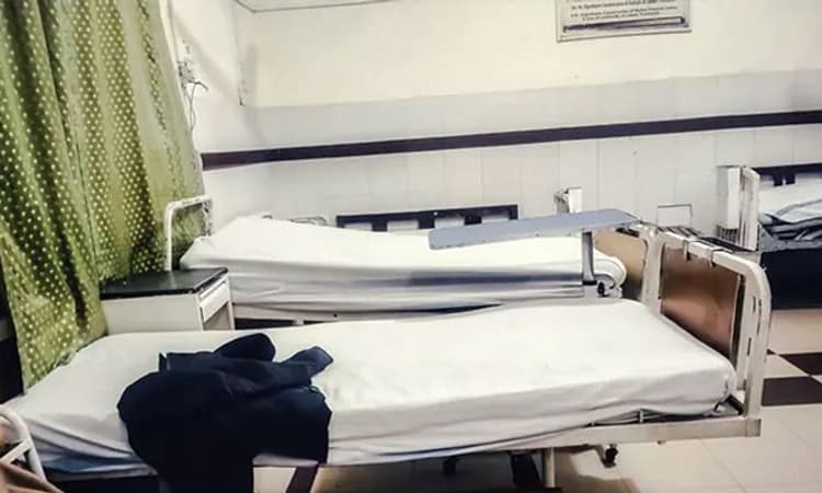 ಆರ್ಥಿಕ ಸಂಕಷ್ಟ; ಪಾಕಿಸ್ತಾನದ ಆಸ್ಪತ್ರೆಗಳಲ್ಲಿ ಇನ್ಸುಲಿನ್, ಡಿಸ್ಪ್ರಿನ್ ಔಷಧಿಗಳಿಗೂ ಕೊರತೆ!