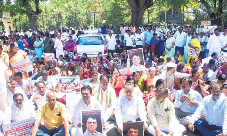 ಸಚಿವ ಅಶ್ವತ್ಥನಾರಾಯಣ ವಿರುದ್ಧ ಪ್ರತಿಭಟನೆ