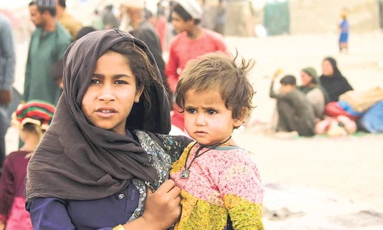 ಪಾಕ್‌ ಮಕ್ಕಳ ಭವಿಷ್ಯ ಬಲಿ! ಐಶಾರಾಮಿ ಆಮದು ತೆರಿಗೆ ಹೆಚ್ಚಳ