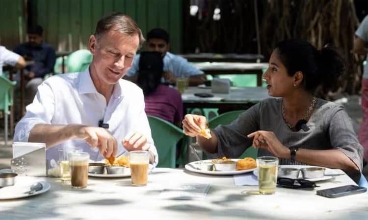 ಅಯ್ಯೋ ಶ್ರದ್ಧಾ ಮೀಟ್ಸ್‌ ಜೆರೆಮಿ ಹಂಟ್‌