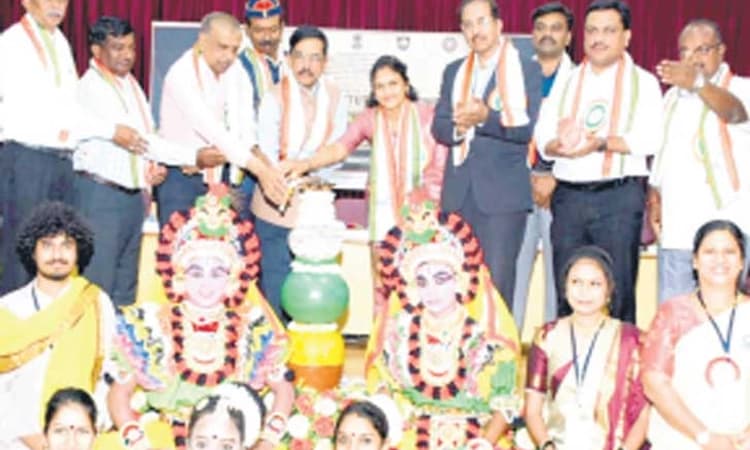 ಯುವಶಕ್ತಿ ಭಾರತದ ದೊಡ್ಡಶಕ್ತಿ; ಡಾ|ಅಜಿತ ಪ್ರಸಾದ