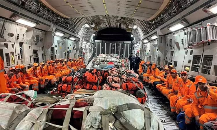 ಒಂದೇ ರಾತ್ರಿಯಲ್ಲಿ 140 ಪಾಸ್‌ಪೋರ್ಟ್‌