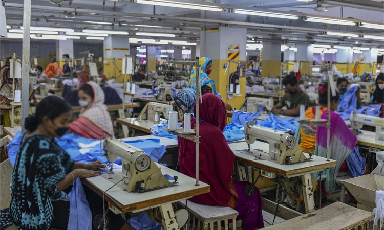 ಕೆಲಸದ ಅವಧಿ 12 ಗಂಟೆಗೆ ಹೆಚ್ಚಳ : ಕಾರ್ಮಿಕ ಕಾಯ್ದೆ ತಿದ್ದುಪಡಿಗೆ ವಿಧಾನಸಭೆ ಅಂಗೀಕಾರ