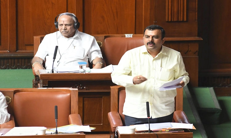 ಗ್ರಾಮಿಣ ಭಾಗದಲ್ಲಿ ಬಸ್‌ ಸೌಕರ್ಯಕ್ಕೆ ಆಗ್ರಹ