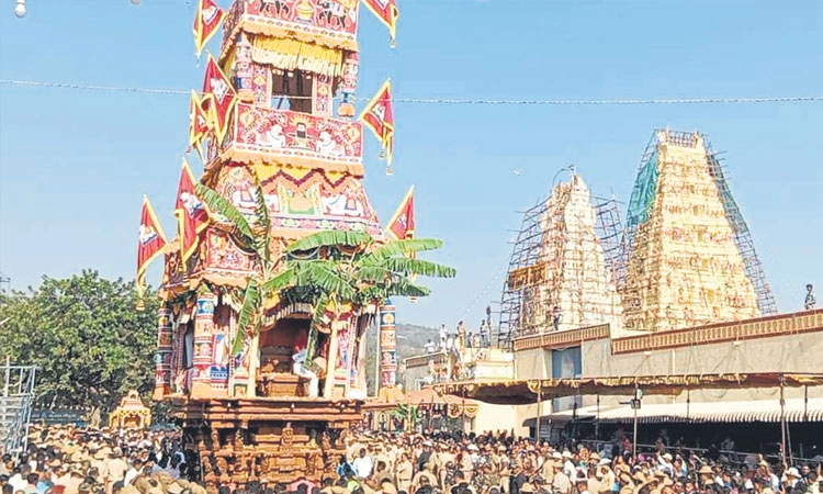 ವಿಜೃಂಭಣೆಯ ಮಾದಪ್ಪನ ಮಹಾರಥೋತ್ಸವ  