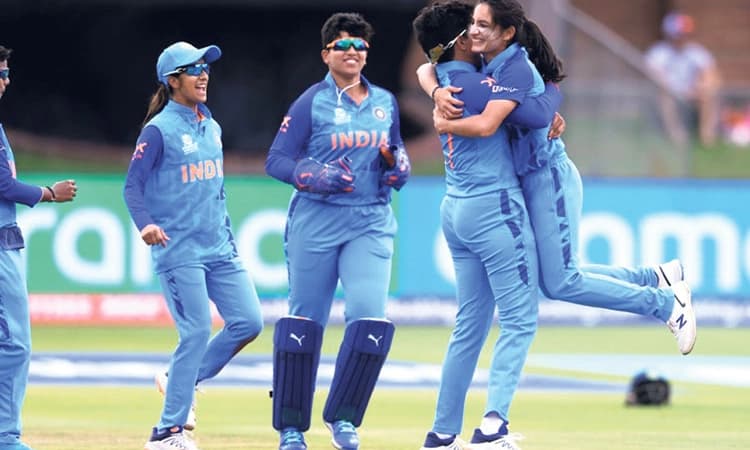 ವನಿತಾ ಟಿ20 ವಿಶ್ವಕಪ್‌: ಮಂಧನಾ ಮಿಂಚು; ಸೆಮಿಫೈನಲ್‌ಗೆ ಭಾರತ