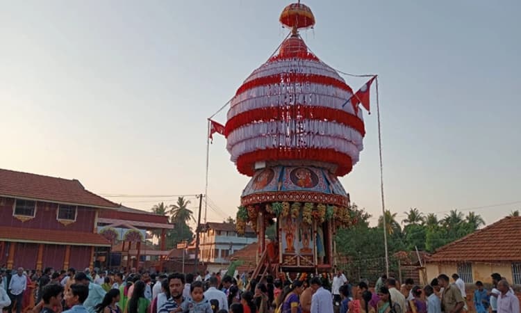 ಹೆಬ್ರಿ ಅನಂತ ಪದ್ಮನಾಭ ದೇವಸ್ಥಾನದ ಮನ್ಮಹಾರಥೋತ್ಸವ ಸಂಪನ್ನ