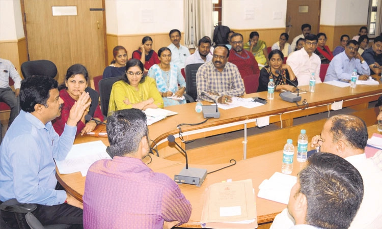 ಗುಣಮಟ್ಟದ ಉಂಡೆ ಕೊಬ್ಬರಿ ಖರೀದಿ