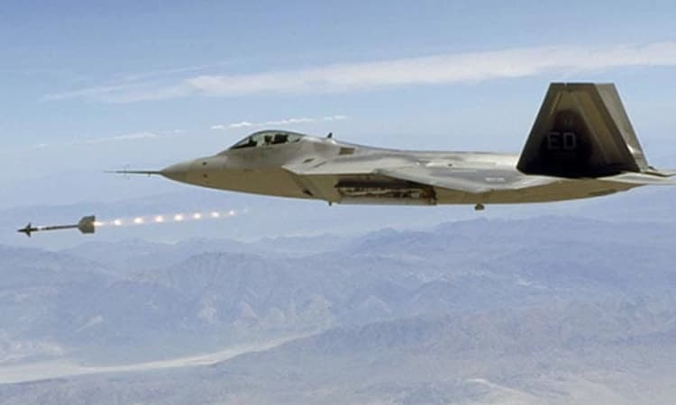 ಅನ್ಯಗ್ರಹ ಜೀವಿಗಳ ಸಂಚಾರ?: 3 ದಿನಗಳಲ್ಲಿ 3ನೇ ವಸ್ತು ಹೊಡೆದುರುಳಿಸಿದ ಅಮೆರಿಕ