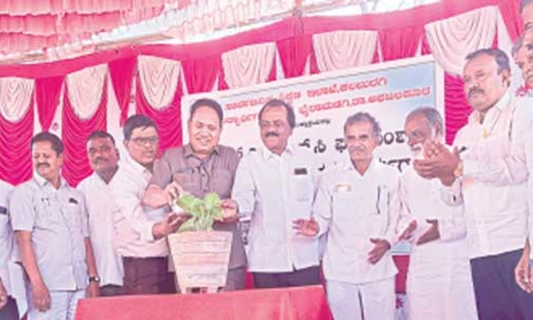 ಆಸಕ್ತಿ ಹೆಚ್ಚಿಸುವ ಬೋಧನೆಯಿಂದ ಫಲಿತಾಂಶ ಹೆಚ್ಚಳ; ಬಸವರಾಜ ಗೌನಳ್ಳಿ