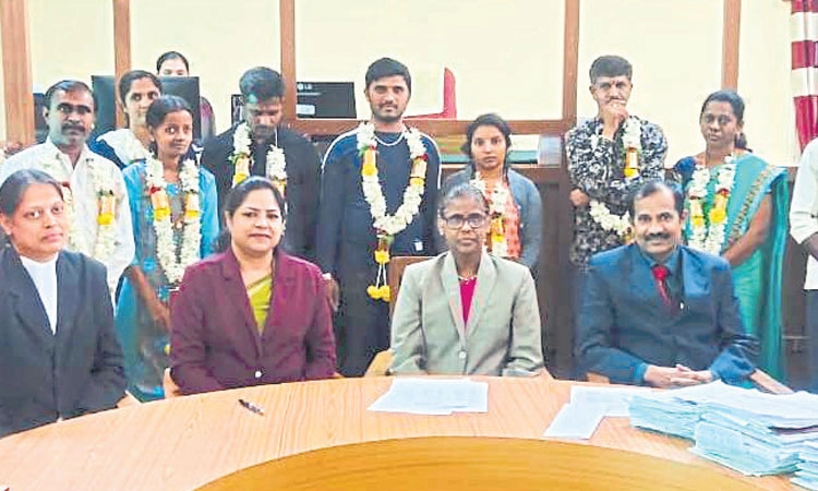 ಅದಾಲತ್‌ನಲ್ಲಿ ಒಂದಾದ 14 ದಂಪತಿ