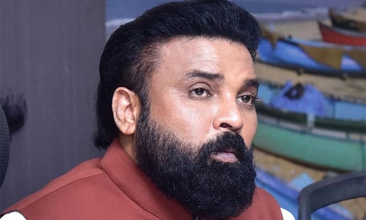 ಪ್ರಹ್ಲಾದ ಜೋಶಿ ಸಿಎಂ ಆದರೆ ತಪ್ಪೇನಿಲ್ಲ: ಸಚಿವ ಶ್ರೀರಾಮುಲು