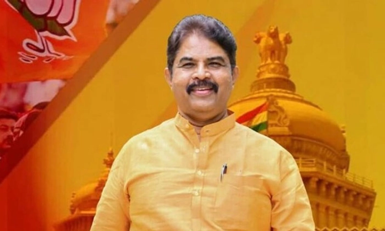 ಮಂಡ್ಯ ಉಸ್ತುವಾರಿ ಕೈಚೆಲ್ಲಿದ ಅಶೋಕ್‌