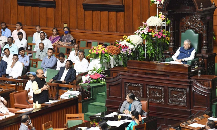 ಅಗಲಿದ ಗಣ್ಯರಿಗೆ ಉಭಯ ಸದನಗಳಲ್ಲಿ ಶ್ರದ್ಧಾಂಜಲಿ