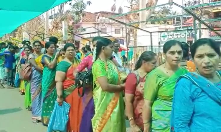 ಸಾಗರ ಮಾರಿಕಾಂಬಾ ಜಾತ್ರೆ; ತಾಯಿಯ ಕೃಪೆಗಾಗಿ ಭಕ್ತರ ಆರಾಧನೆ