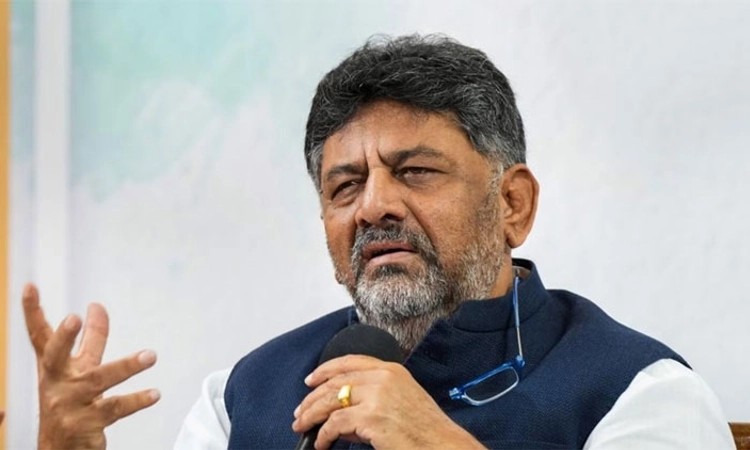 ಜೆಡಿಎಸ್‌ ವಿಸರ್ಜನೆಗಾಗಿ ಕಾಯುತ್ತಿರುವೆ: ಡಿ.ಕೆ. ಶಿವಕುಮಾರ್‌