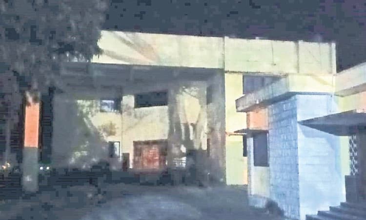 ಕಗ್ಗತ್ತಲಲ್ಲಿ ಅರಕಲಗೂಡು ಪ್ರವಾಸಿ ಮಂದಿರ