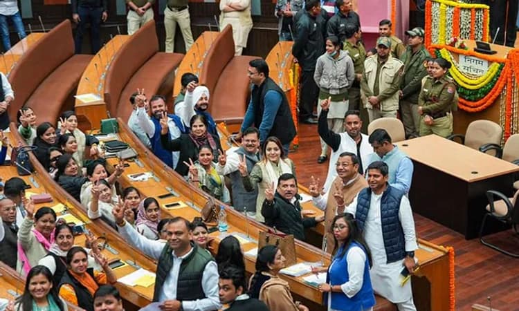 ದೆಹಲಿ ಮೇಯರ್ ಆಯ್ಕೆ ಮಾಡಲು ಮತ್ತೆ ವಿಫಲ: ಸುಪ್ರೀಂ ಮೊರೆ ಹೋದ ಆಪ್