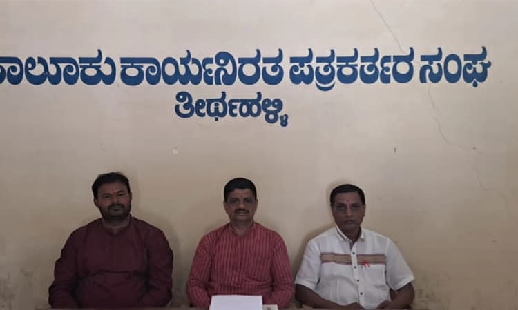 ಹಿಂದೂಗಳ ಪರವಾದ ಯಾವುದೇ ಸರ್ಕಾರ ಇಲ್ಲ: ವಿಜಯ್ ರೇವಣ್ಕರ್