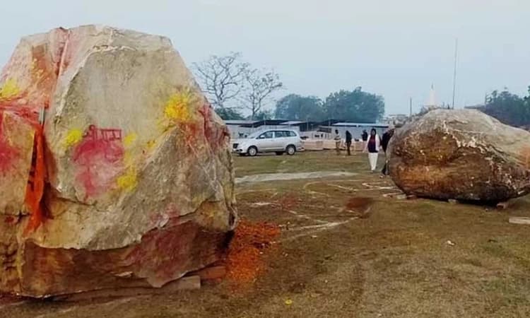 ನೇಪಾಳದಿಂದ ಅಯೋಧ್ಯೆಗೆ ಬಂದ ಅಪರೂಪದ, 60 ಮಿಲಿಯನ್ ವರ್ಷಗಳಷ್ಟು ಹಳೆಯ ಬೃಹತ್ ಸಾಲಿಗ್ರಾಮ ಶಿಲೆ