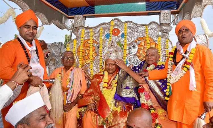 ದೇವರದಾಸಿಮಯ್ಯ ಹಟಗಾರ ಜಗದ್ಗುರುಗಳ ಸಂಭ್ರಮದ ಪುರಪ್ರವೇಶ