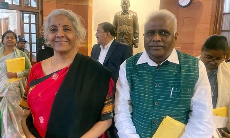 ಈ ಬಜೆಟ್ ರಾಜ್ಯದ ರೈತರಿಗೆ ವರದಾನ: ಸಂಸದ ಈರಣ್ಣ ಕಡಾಡಿ