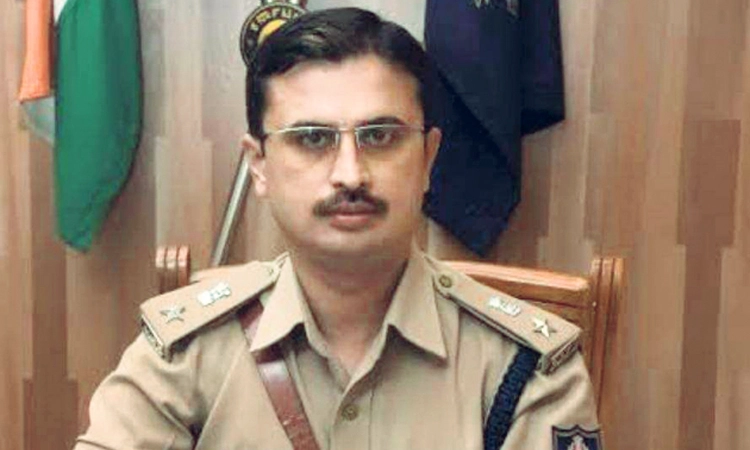 ಅಮಾಟೆ ವಿಕ್ರಮ್‌ ದ.ಕ. ನೂತನ ಎಸ್‌ಪಿ, ಹೃಷಿಕೇಶ್‌ ಭಗವಾನ್‌ ಗುಪ್ತಚರ ಇಲಾಖೆಗೆ ವರ್ಗ