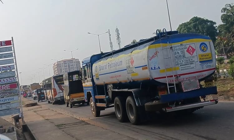 ಉಡುಪಿ: ಅಂಬಲಪಾಡಿ ಜಂಕ್ಷನ್‌ ಸಂಚಾರ ದಟ್ಟಣೆ