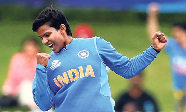 ವನಿತಾ ಟಿ20 ಬೌಲಿಂಗ್‌ ರ್‍ಯಾಂಕಿಂಗ್‌: ಅಗ್ರಸ್ಥಾನದತ್ತ ದೀಪ್ತಿ ಶರ್ಮ