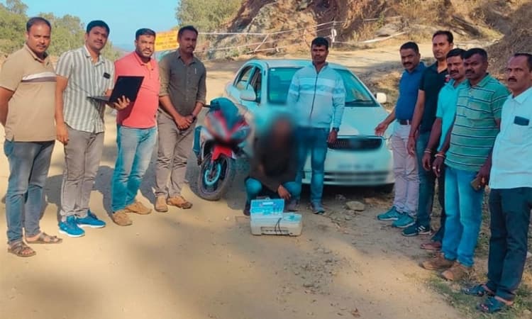 ಚಿಕ್ಕಮಗಳೂರು:ದುಬಾರಿ ಬೆಲೆಯ ಡ್ರಗ್ಸ್ ಮಾರುತ್ತಿದ್ದ ವ್ಯಕ್ತಿ ಪೊಲೀಸ್ ಬಲೆಗೆ