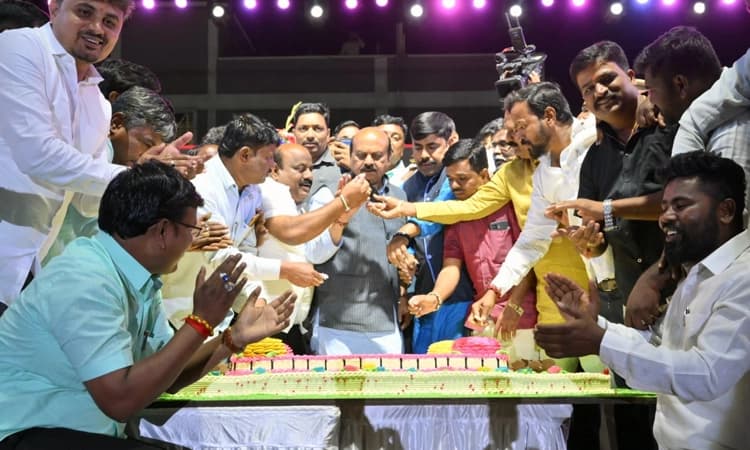 ಕ್ಷೇತ್ರದ ಜನತೆಯ ಎದುರು ಜನ್ಮದಿನ ಆಚರಿಸಿಕೊಳ್ಳುತ್ತಿರುವುದು ಚಿರಸ್ಮರಣೀಯ : ಸಿಎಂ ಬೊಮ್ಮಾಯಿ