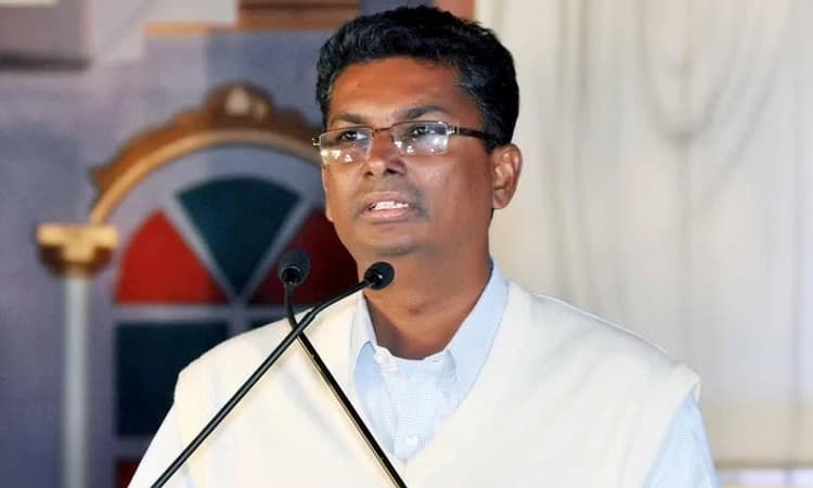 ಸಿದ್ದರಾಮಯ್ಯ ಅವರಿಗೆ ಕೋಲಾರ, ವರುಣಾ ಎರಡೂ ಕ್ಷೇತ್ರಗಳು ಸೇಫ್; ಸತೀಶ ಜಾರಕಿಹೊಳಿ