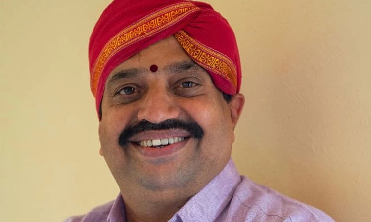 ಕೇಶವ ಹೆಗಡೆ ಕೊಳಗಿಯವರಿಗೆ ನೆಬ್ಬೂರು ನಾರಾಯಣ ಭಾಗವತ ಪ್ರಥಮ ಪ್ರಶಸ್ತಿ