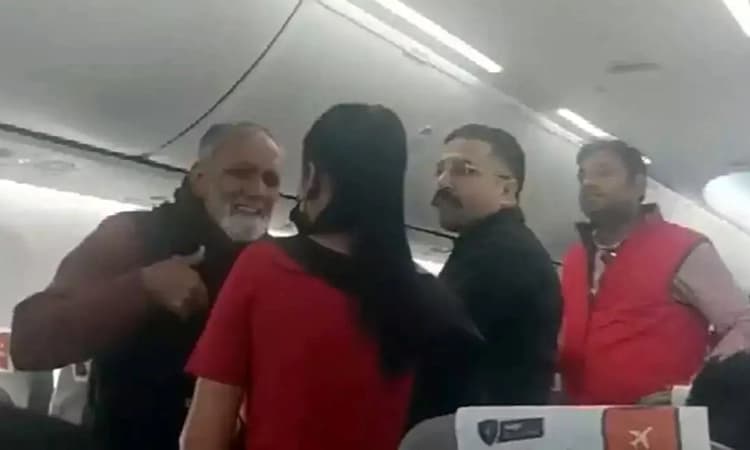 ಹೊಸದಿಲ್ಲಿ-ಹೈದರಾಬಾದ್‌ ವಿಮಾನದಲ್ಲಿ ಅನುಚಿತ ವರ್ತನೆ: ಗೇಟ್‌ಪಾಸ್‌