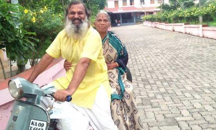 ಸುಬ್ರಹ್ಮಣ್ಯ: ಸ್ಕೂಟರ್‌ನಲ್ಲಿ 63 ಸಾವಿರ ಕಿ.ಮೀ. ಸುತ್ತಾಟ ನಡೆಸಿದ ತಾಯಿ-ಮಗ