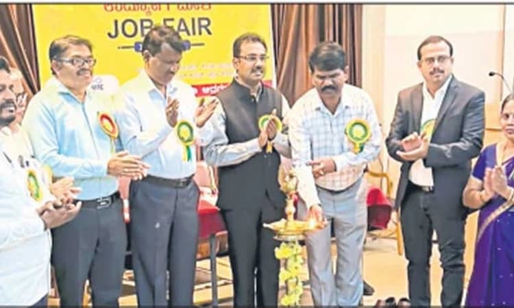 ಉತ್ತಮ ಜೀವನಕ್ಕೆ ಕೌಶಲ ಅವಶ್ಯ: ವಿನಯಚಂದ್ರ ಮಹೇಂದ್ರಕರ