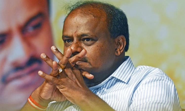 ಅಧಿಕಾರಕ್ಕಾಗಿ ಪಕ್ಷ-ಸಿದ್ಧಾಂತ ಬಿಟ್ಟ ಸಿದ್ಧರಾಮಯ್ಯ: ಹೆಚ್ ಡಿಕೆ