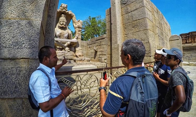 ಪ್ರವಾಸಿ ಮಾರ್ಗದರ್ಶಿಗಳಿಗೆ 5 ಸಾವಿರ ರೂ. ಪ್ರೋತ್ಸಾಹ ಧನ