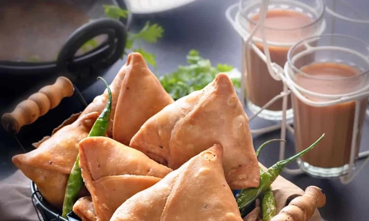 ಬ್ರಿಟನ್‌ ನಾಗರಿಕರಿಗೆ ಟೀ ಜತೆಗೆ ಸಮೋಸಾ ಬಲು ಪ್ರಿಯ… ಬಿಸ್ಕಟ್‌ ಕಂಪನಿಗಳಿಗೆ ತಲೆಬಿಸಿ