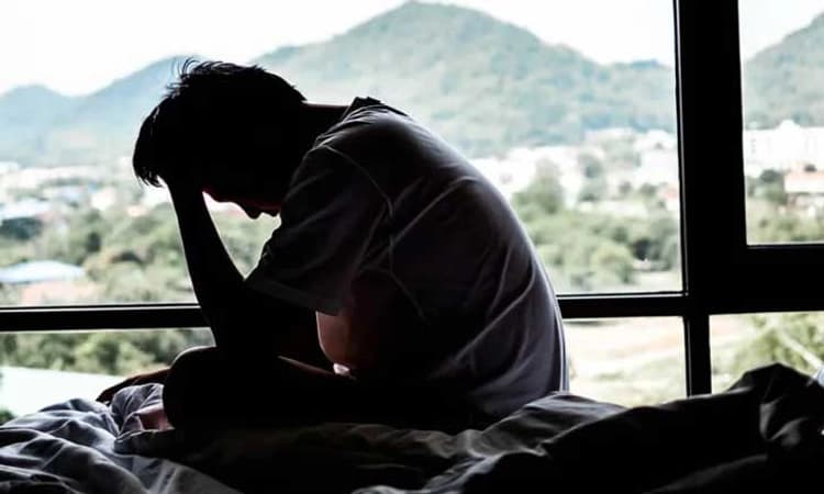 ತವರಿನಿಂದ ಹೆಂಡತಿ ಬಾರದಿದ್ದಕ್ಕೆ ಖಾಸಗಿ ಅಂಗವನ್ನೇ ಕತ್ತರಿಸಿಕೊಂಡ ವ್ಯಕ್ತಿ.!