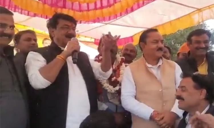 ಬಿಜೆಪಿ ಸೇರಿ, ಇಲ್ಲವಾದರೆ ಬುಲ್ಡೋಜರ್ ಸಿದ್ಧವಾಗಿದೆ; ಕೈ ನಾಯಕರಿಗೆ ಮಧ್ಯಪ್ರದೇಶದ ಸಚಿವ