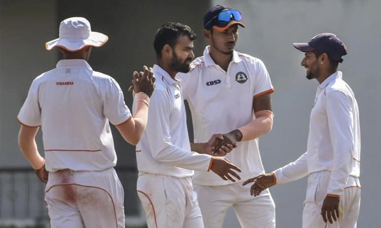 ರಣಜಿ ದಾಖಲೆ: 73 ರನ್‌ ಗುರಿ ನೀಡಿ ಗೆದ್ದ ವಿದರ್ಭ