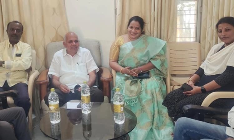 ನಾನು ಟಿಕೆಟ್ ಆಕಾಂಕ್ಷಿಯಲ್ಲ… ಹೈಕಮಾಂಡ್ ಟಿಕೆಟ್ ನೀಡಿದರೆ ಆಲೋಚಿಸುವೆ: ಬಸವರಾಜ ಹಳ್ಳೂರು