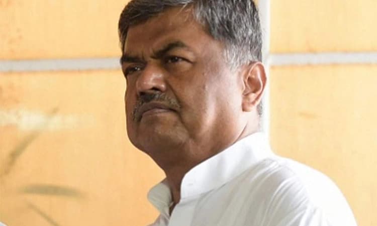 ಬಿಜೆಪಿಯಲ್ಲಿ ಗಂಡಸರೇ ಇಲ್ವಾ: ಹರಿಪ್ರಸಾದ್‌ ಪ್ರಶ್ನೆ