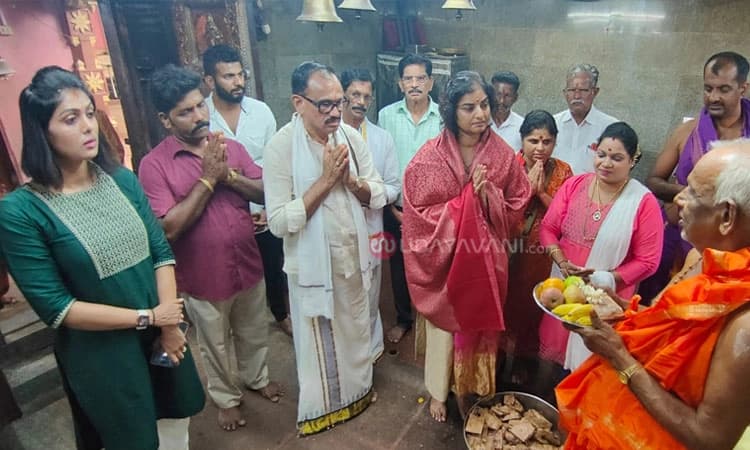 ಕಾಪು ಶ್ರೀ ಹೊಸ ಮಾರಿಗುಡಿ ದೇವಸ್ಥಾನ, ಸ್ವಾಮಿ ಕೊರಗಜ್ಜ ದೈವಸ್ಥಾನಕ್ಕೆ ನಟಿ ಪ್ರೇಮಾ ಭೇಟಿ