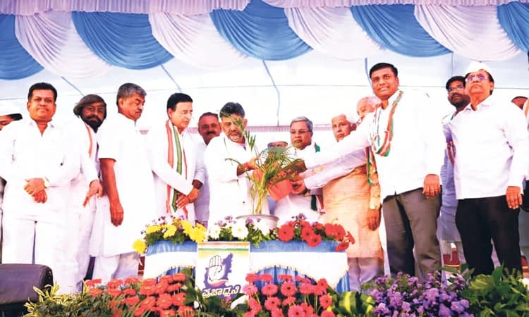 ಮತ್ತೊಮ್ಮೆ ಅಧಿಕಾರಕ್ಕೆ ಬಂದರೆ ನೀರಾವರಿಗೆ 2 ಲಕ್ಷ ಕೋ.ರೂ.: ಸಿದ್ದರಾಮಯ್ಯ