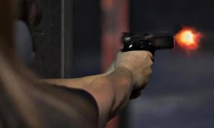 ಮನೆ ಮೇಲೆ ಗುಂಡಿನ ದಾಳಿ: 6 ತಿಂಗಳ ಹಸುಳೆ, ತಾಯಿ ಸೇರಿ ಆರು ಮಂದಿ ದುರಂತ ಅಂತ್ಯ