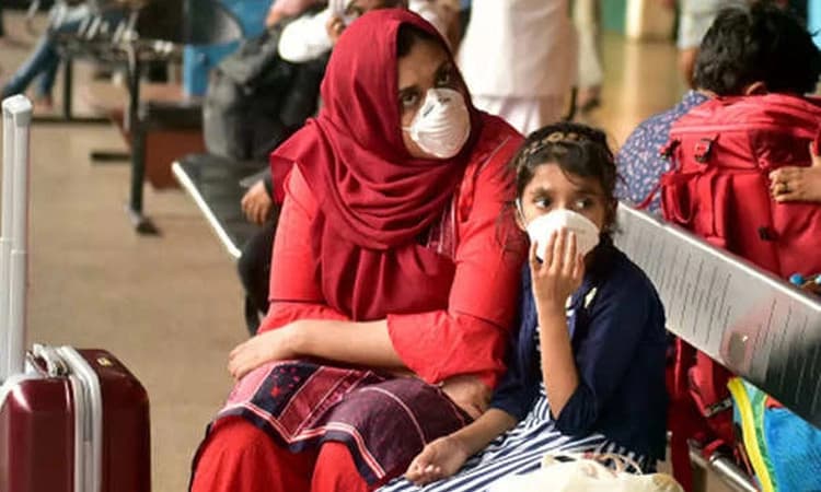 ಸಾರ್ವಜನಿಕ ಸ್ಥಳಗಳಲ್ಲಿ ಮಾಸ್ಕ್ ಕಡ್ಡಾಯಗೊಳಿಸಿದ ಕೇರಳ ಸರ್ಕಾರ